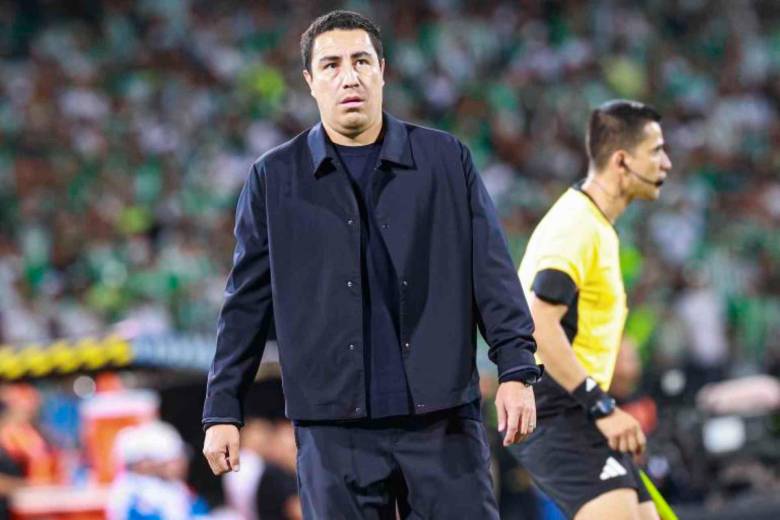 Efraín Juárez declina propuesta para dirigir en la Liga MX a Pumas