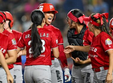 Diablos Rojos Femenil toman ventaja en la Serie de la Reina
