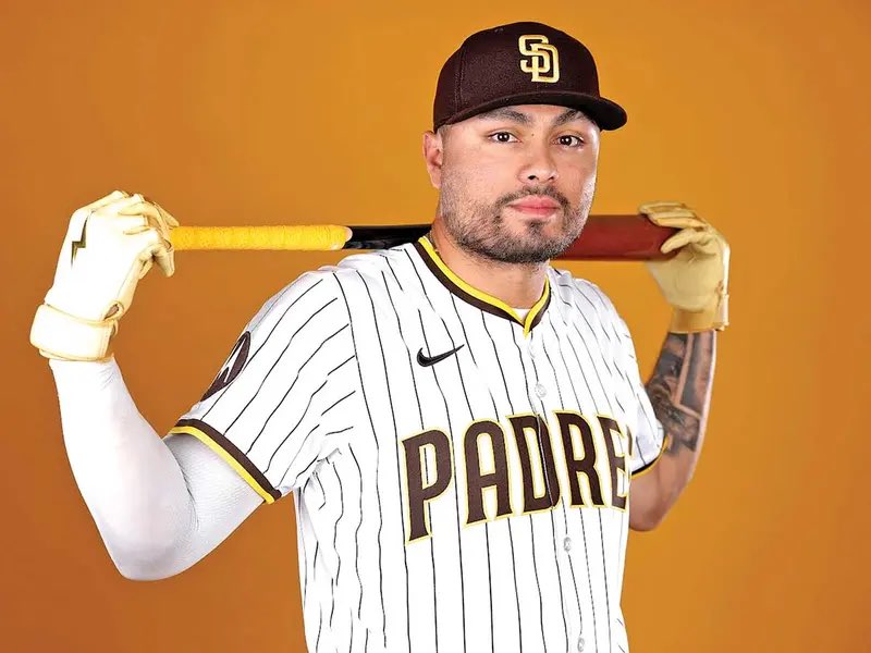 MLB: El mexicano Tirso Ornelas hace historia y debuta en Grandes Ligas