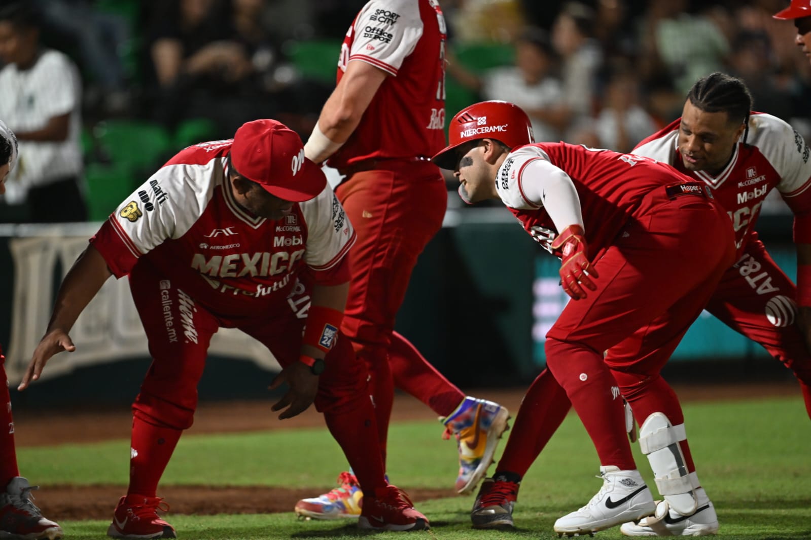 Diablos Rojos del México ganan el primero de la serie contra Leones de Yucatán