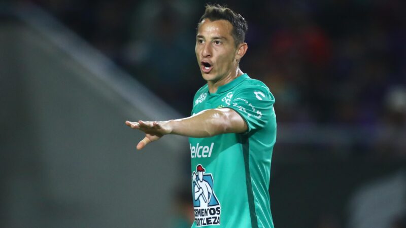 Andrés Guardado rompe el silencio sobre su futuro: “Tengo muchas ofertas en la mesa”