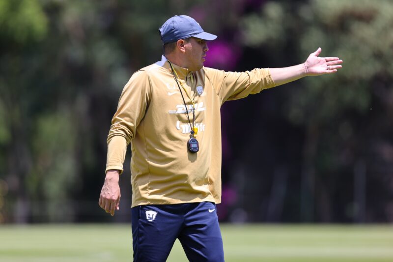 Pumas reporta a pruebas médicas rumbo al Apertura 2025 de la Liga MX