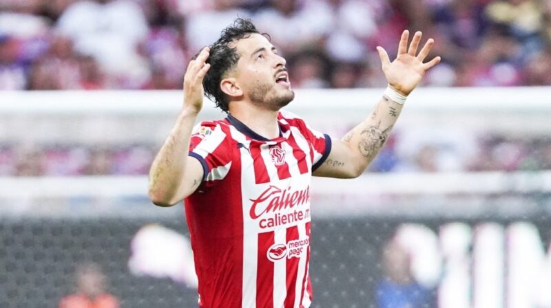 Reporte: Alan Mozo se queda en las Chivas