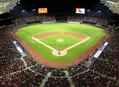 Diablos Rojos del México imponen histórica marca de asistencia en la LMB