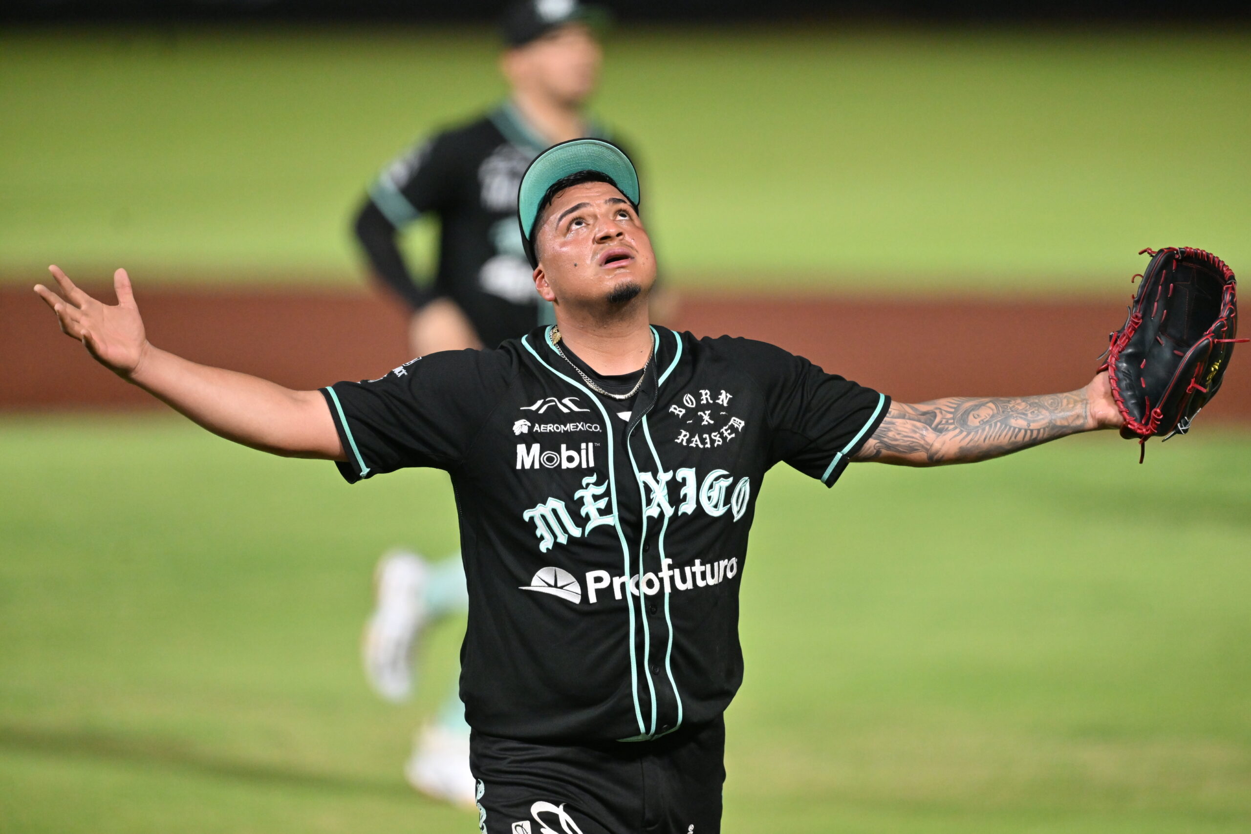Diablos Rojos del México empatan la serie y regresan la Final de la Zona Sur a la CDMX