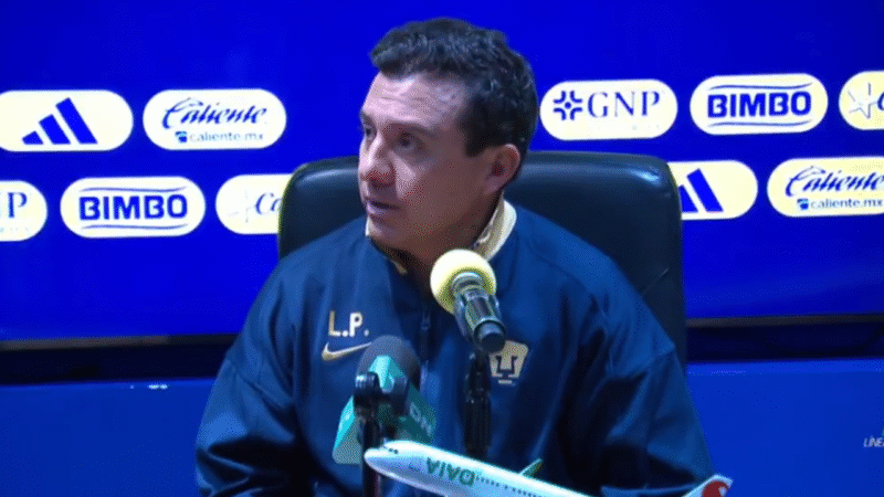 Pumas se queja del arbitraje tras perder el Clásico Capitalino: “Condiciona muchísimo”