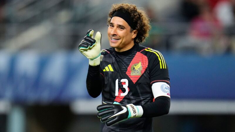 La verdadera razón por la que Guillermo Ochoa no llegó a Pumas