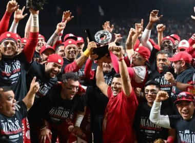 Diablos Rojos del México vencieron a los Piratas de Campeche por pizarra de 7-4 y se proclamaron bicampeones de la Zona Sur en la LMB.