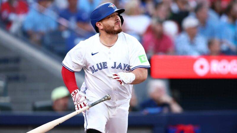 Blue Jays ganan el Juego 1 de la Serie Mundial con actuación histórica de Alejandro Kirk