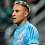 Keylor Navas con molestias físicas y pone en suspenso a Pumas