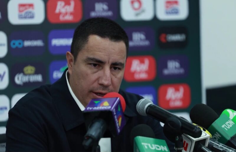 Efraín Juárez habla sobre la ausencia de Aaron Ramsey: “Vamos a ver que pasa en los siguientes días”