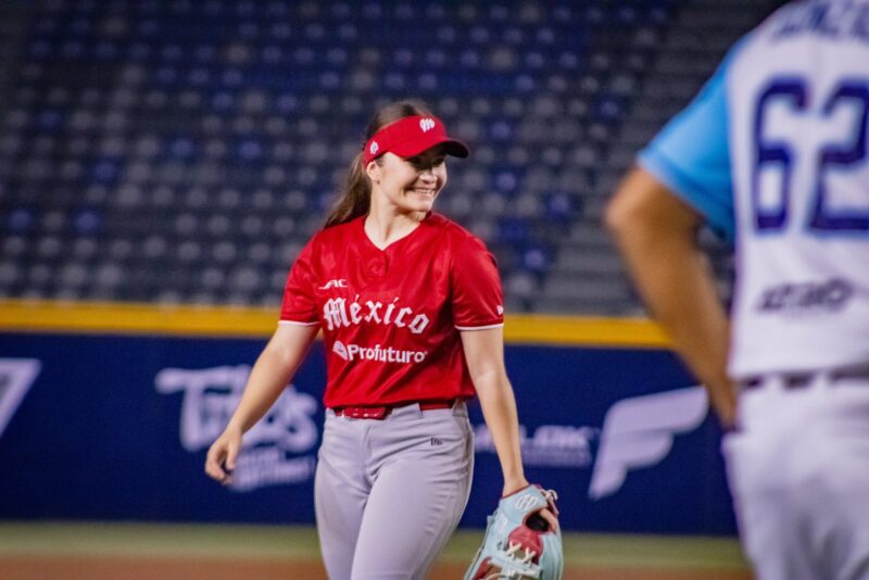¡Histórico! Nueve mexicanas son drafteadas en la nueva liga profesional de béisbol femenil en USA