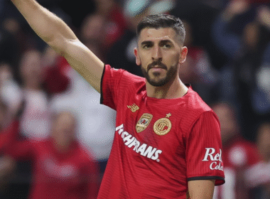 Toluca domina al América con una actuación histórica de Paulinho