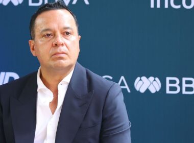 Víctor Velázquez tras acudir a FMF sobre caso Adalberto Carrasquilla: “Va a haber sanciones”