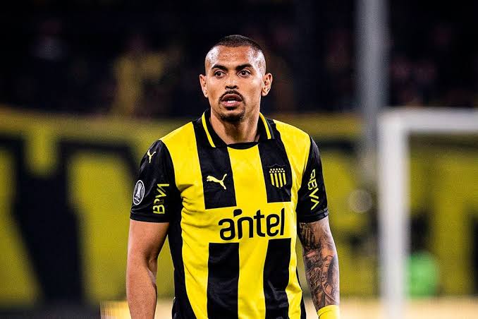 Tigres tiene otra opción para reforzar su defensa central para el Clausura 2026