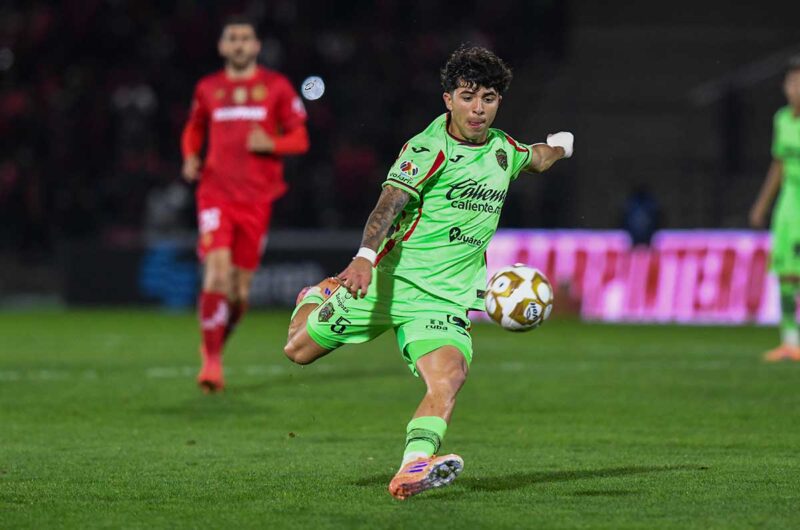 Toluca busca robarle un refuerzo al América y van por Denzell García