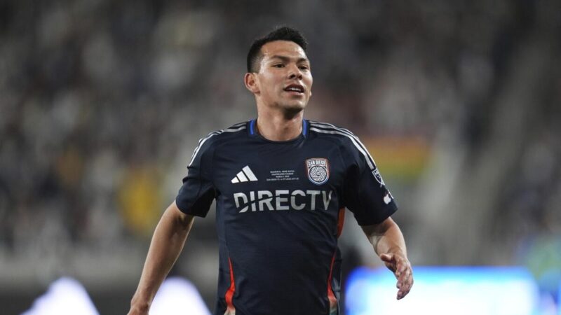 ¿Hirving “Chucky” Lozano puede llegar a Pumas? Esto es lo que se sabe