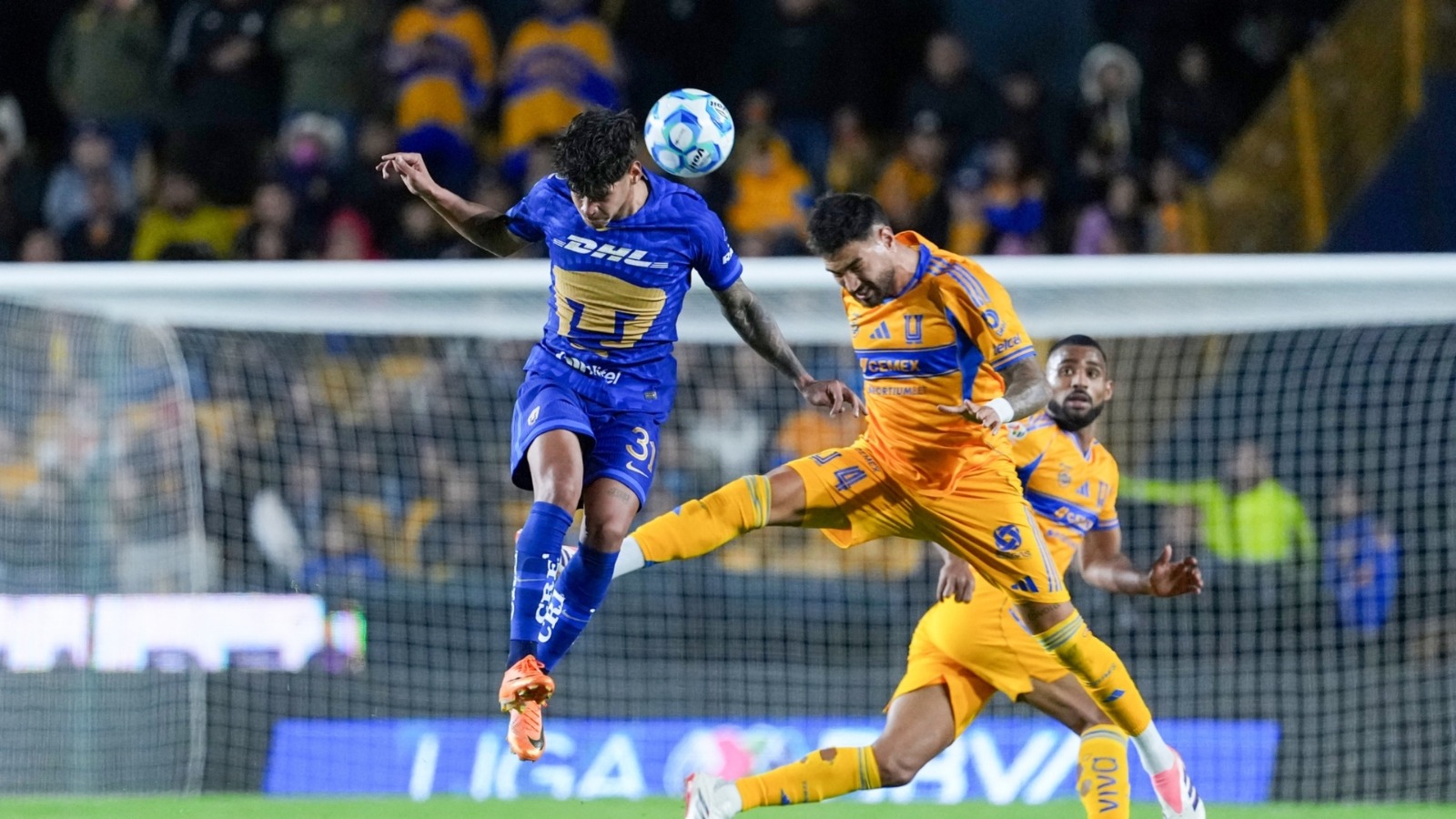 Efraín Juárez y las “maldiciones” que ya rompió con Pumas