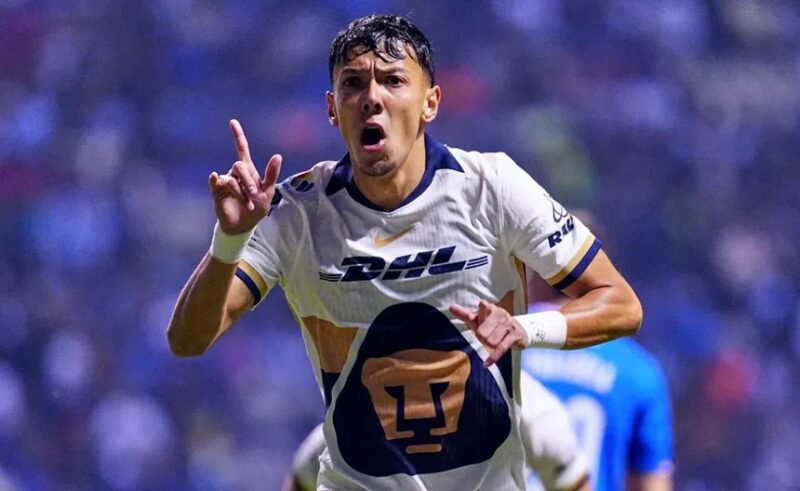 Pumas concretó una transacción histórica por Jorge Ruvalcaba
