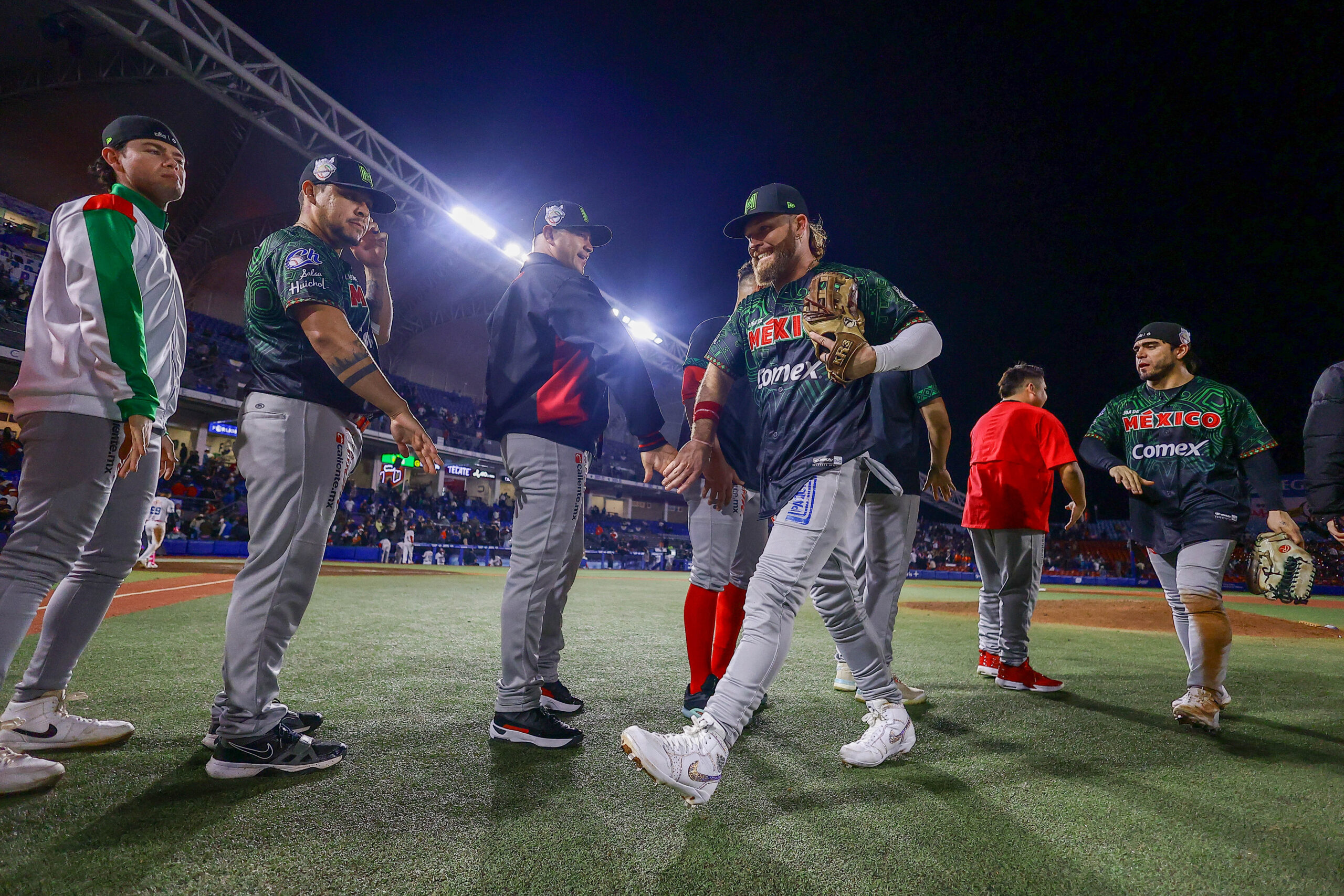 Charros de Jalisco consigue su primer triunfo en la Serie del Caribe 2026