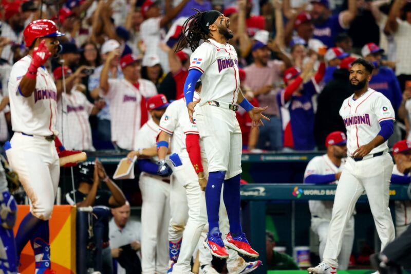 ¡Sin sorpresas! Equipos favoritos debutan con victoria en el Clásico Mundial de Béisbol 2026