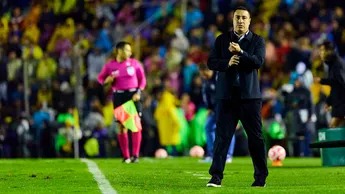 Efraín Juárez pide disculpas tras eufóricos festejos y declaraciones