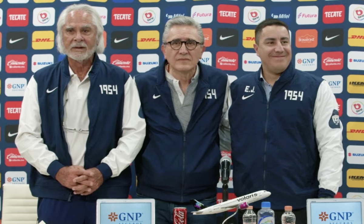 Presidente de Pumas “regañó” a Efraín Juárez tras festejos contra Cruz Azul
