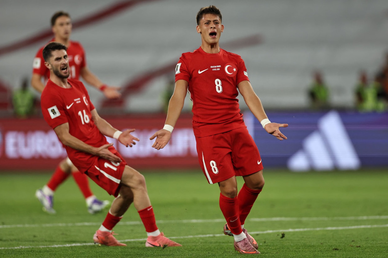 ¡Se acabó la sequía! Turquía consigue histórico pase a la Copa del Mundo 2026
