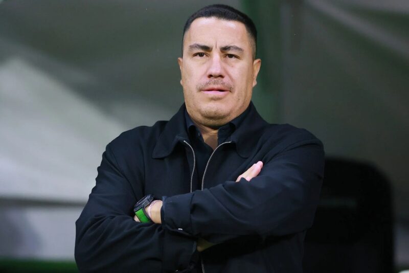 ¿Se va o se queda? El futuro de Efraín Juárez con Pumas está en el aire