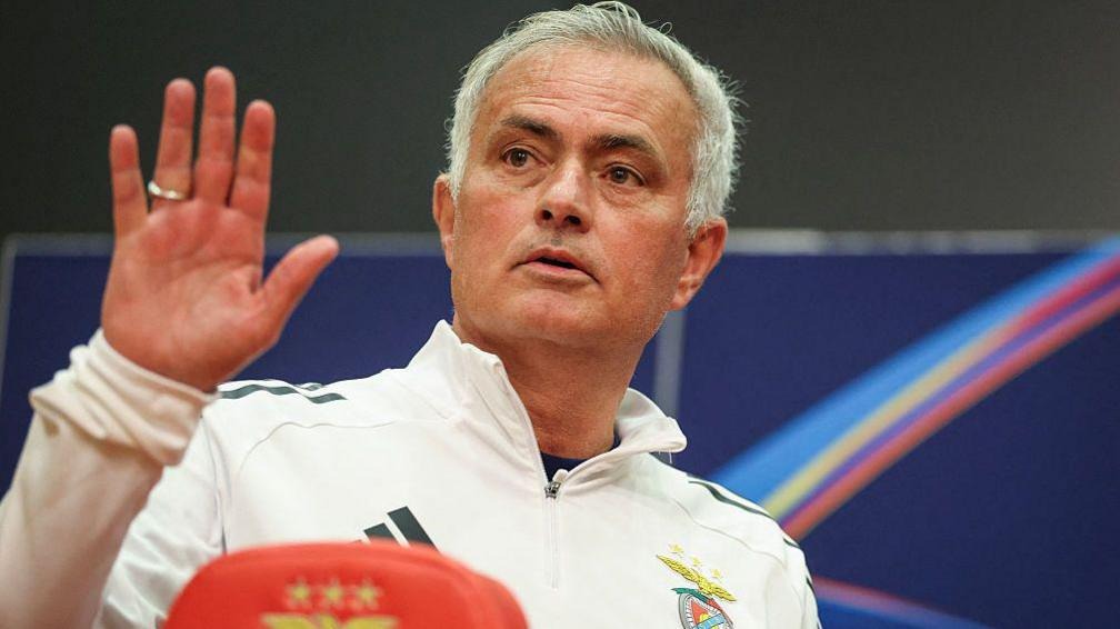 ¡Oficial! Real Madrid paga cifra millonaria por José Mourinho