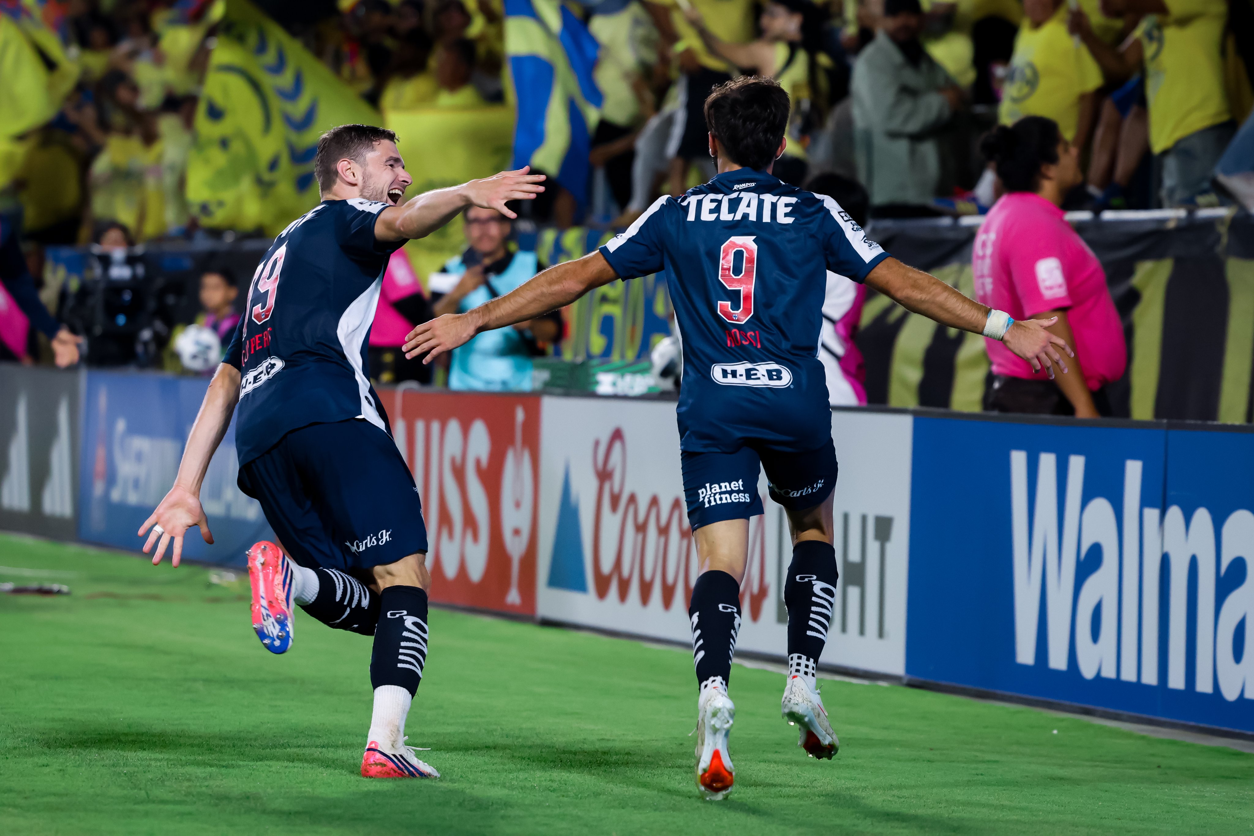 América vs Monterrey: Diego Rossi mete un auténtico golazo para darle ventaja a Rayados