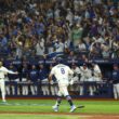 MLB: Mexicano Jonathan Aranda castiga a Yankees y Rays ganan el Juego 1 de la Serie Divisional