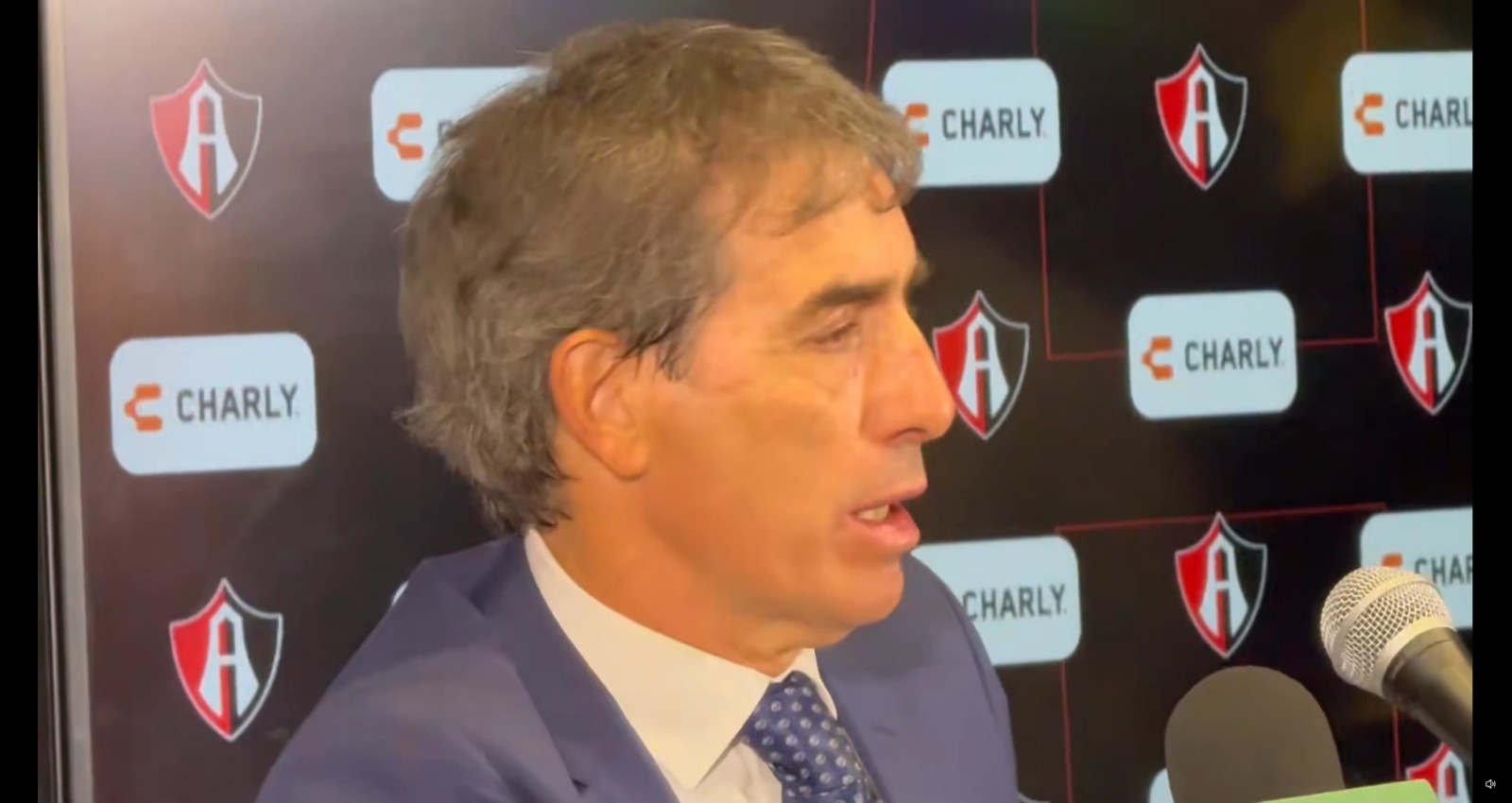 Guillermo Almada tiene “los pies sobre la tierra” tras buena temporada con América