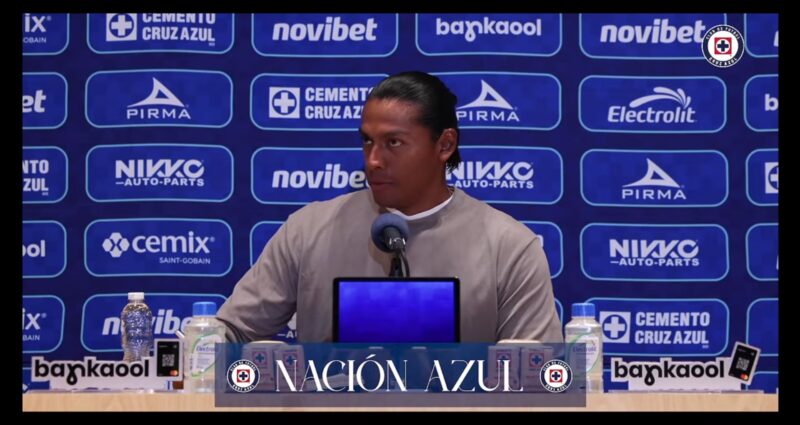 Joel Huiqui destaca la competencia interna de Cruz Azul: “Más allá de los tres puntos, ganamos jugadores”